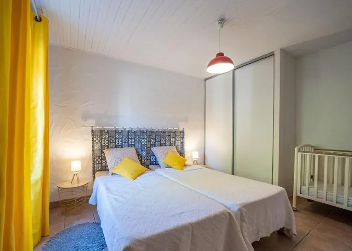 Maison De Ferme Renovee Avec Cheminee, Terrasse Et Jardin Clos - A 800m Du Bourg De - Fr-1-426-149 Vakantiehuis *