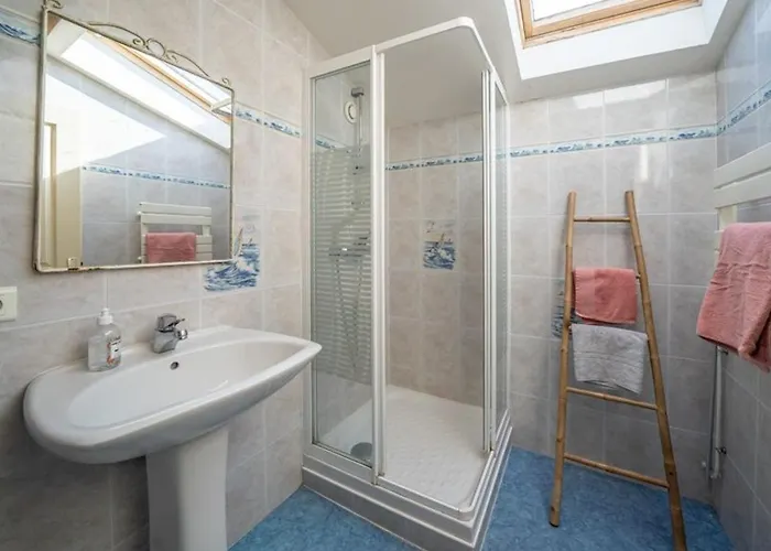 Vakantiehuis Maison De Ferme Renovee Avec Cheminee, Terrasse Et Jardin Clos - A 800m Du Bourg De - Fr-1-426-149 *